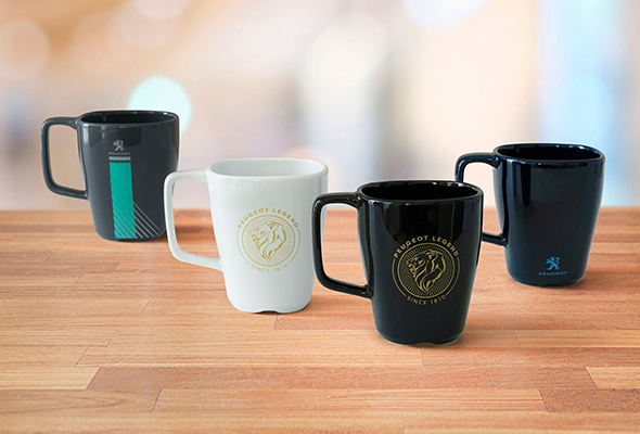 プジョーがあれば、退屈はない。です。