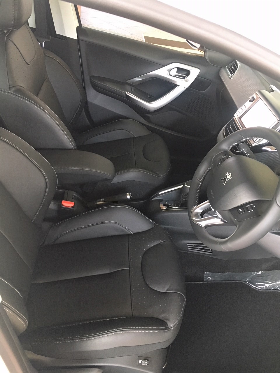 208 LEATHER EDITION
