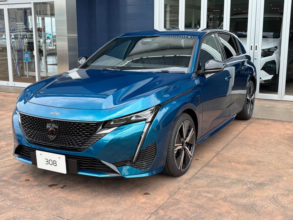 Cセグメント界の新しい風🦁【NEW　308 HYBRID】