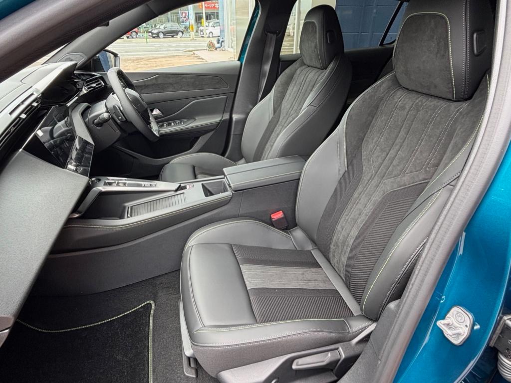 Cセグメント界の新しい風🦁【NEW　308 HYBRID】