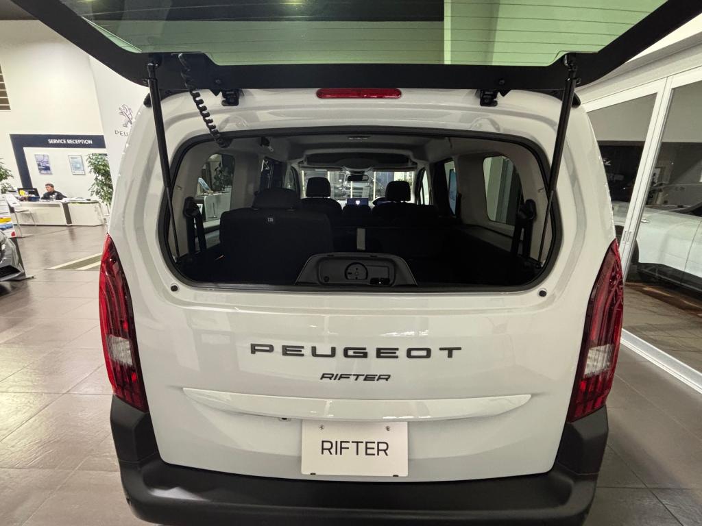 リフターロング展示しています！！